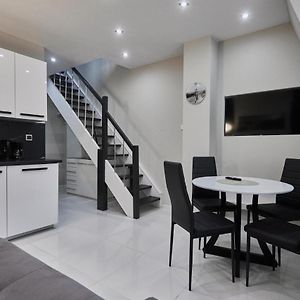 Standard Duplex Suite